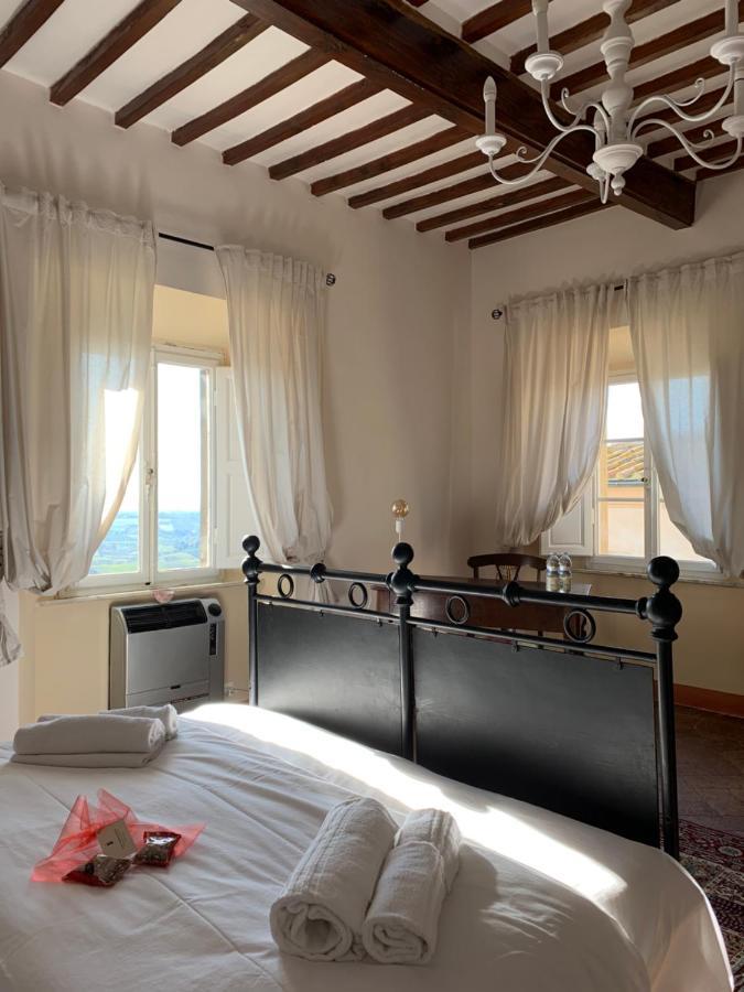 Casa Cerboneschi Bed & Breakfast Казале Маритимо Екстериор снимка