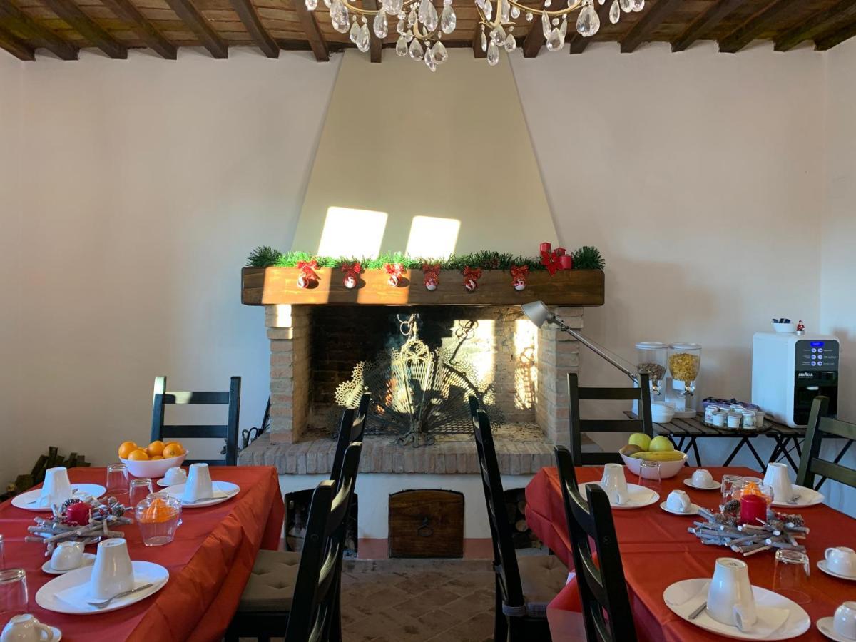 Casa Cerboneschi Bed & Breakfast Казале Маритимо Екстериор снимка