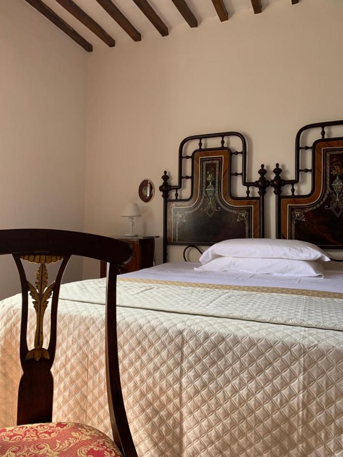 Casa Cerboneschi Bed & Breakfast Казале Маритимо Екстериор снимка